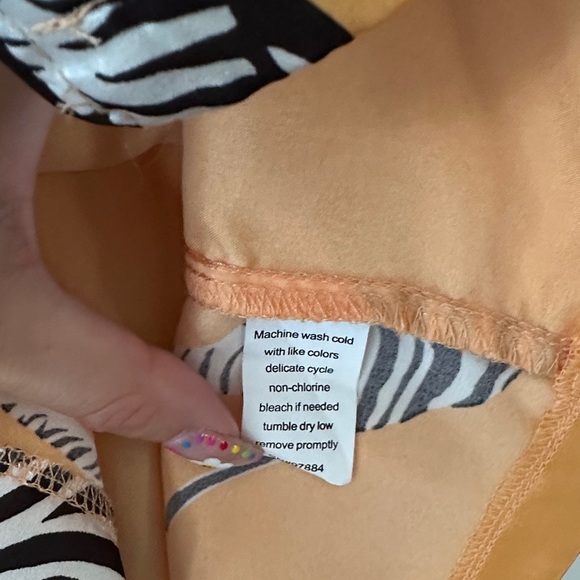 TART | Zebra Print Satin Pyjama Set - Picture 6 of 10